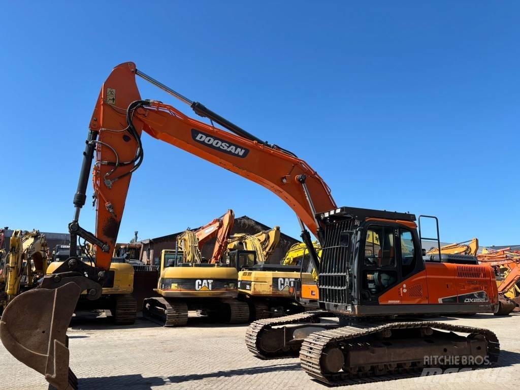 Doosan DX 255 NLC-5 Rupsgraafmachines
