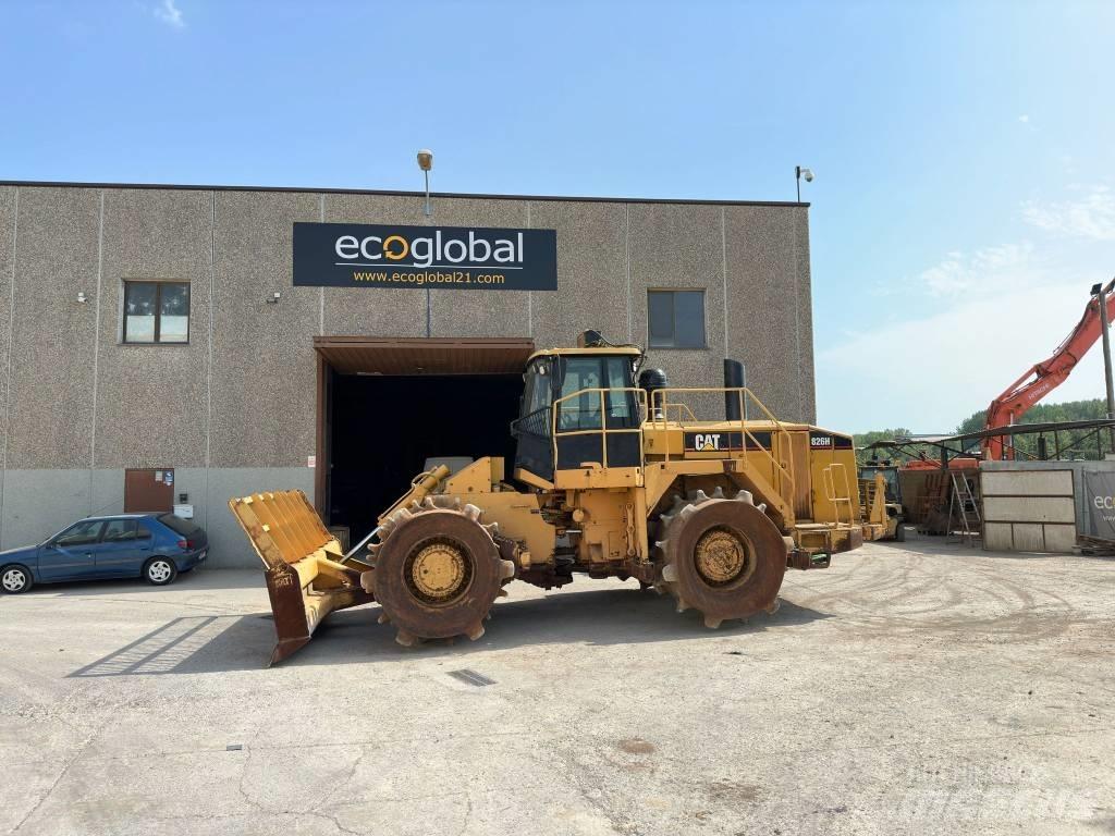 CAT 826H Afvalpersen