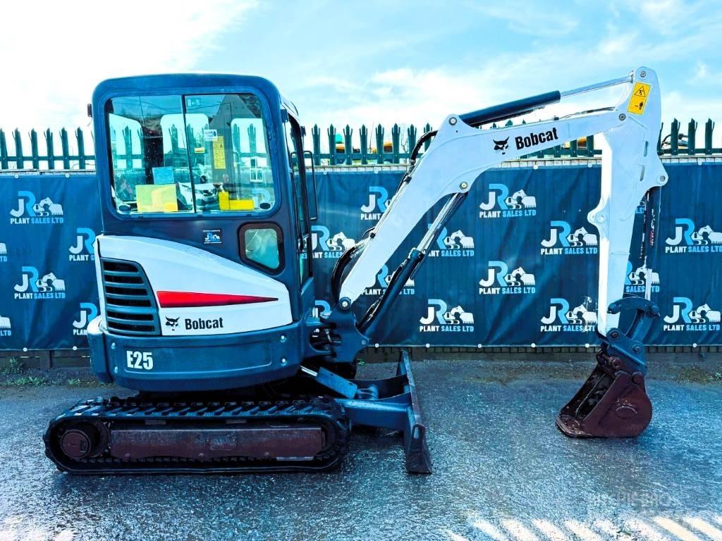 Bobcat E 25 Minigraafmachines < 7t