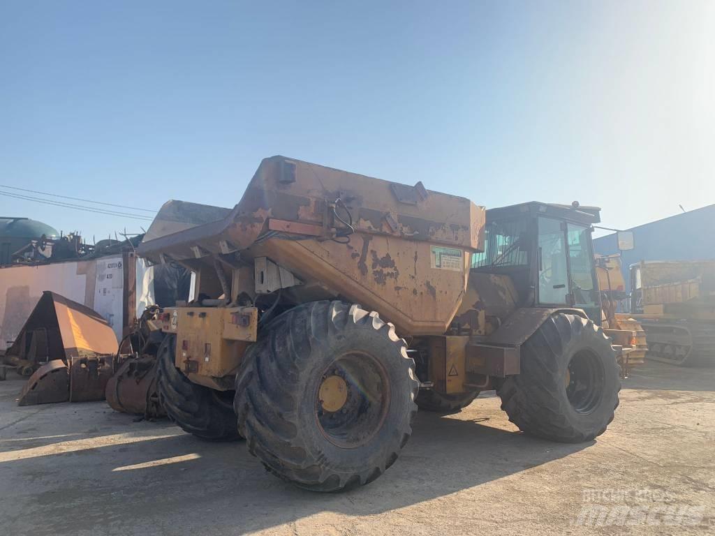 Hydrema 910 Knik dumptrucks