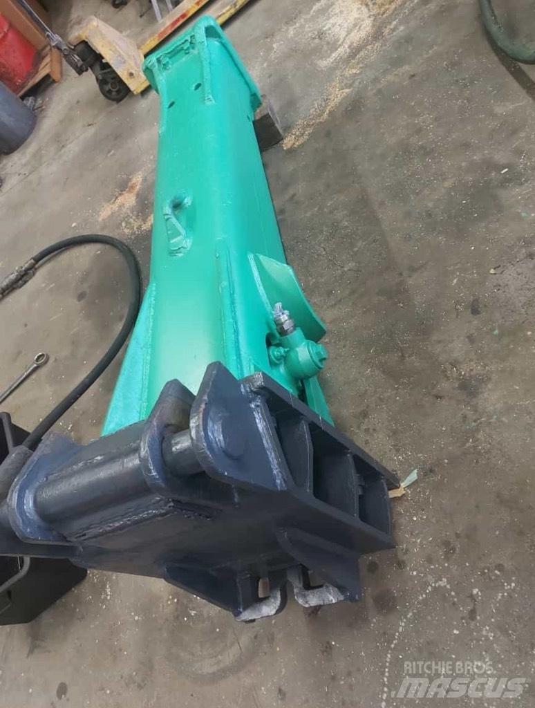 Montabert BRV 32 Hamers en brekers