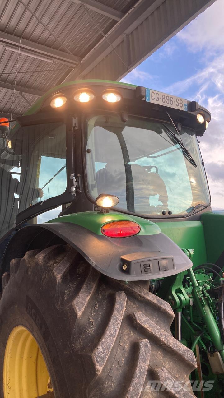 John Deere 7260R Tractoren