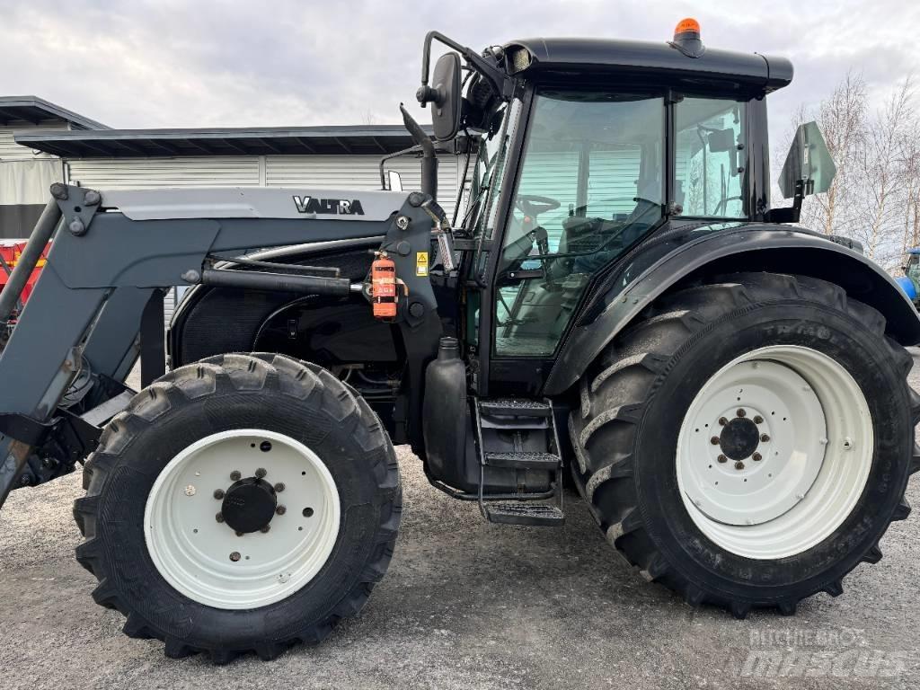 Valtra C 130 Tractoren