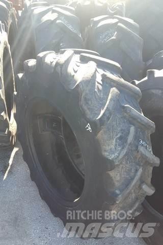  Pneu 12.4R24 Banden, wielen en velgen
