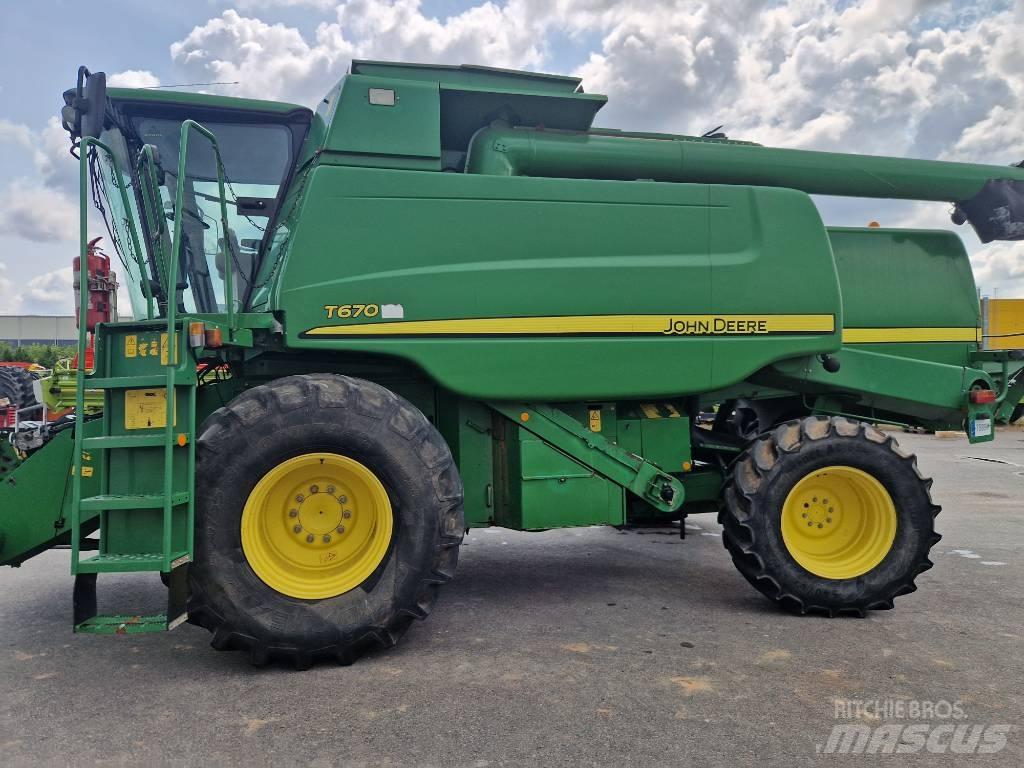 John Deere T670 Maaidorsmachines