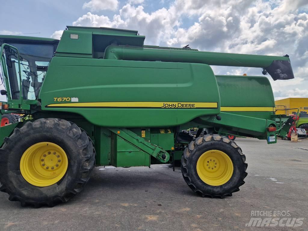 John Deere T670 Maaidorsmachines
