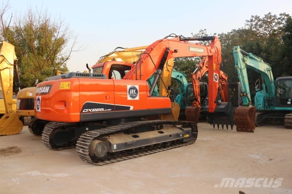 Doosan dx225 Rupsgraafmachines