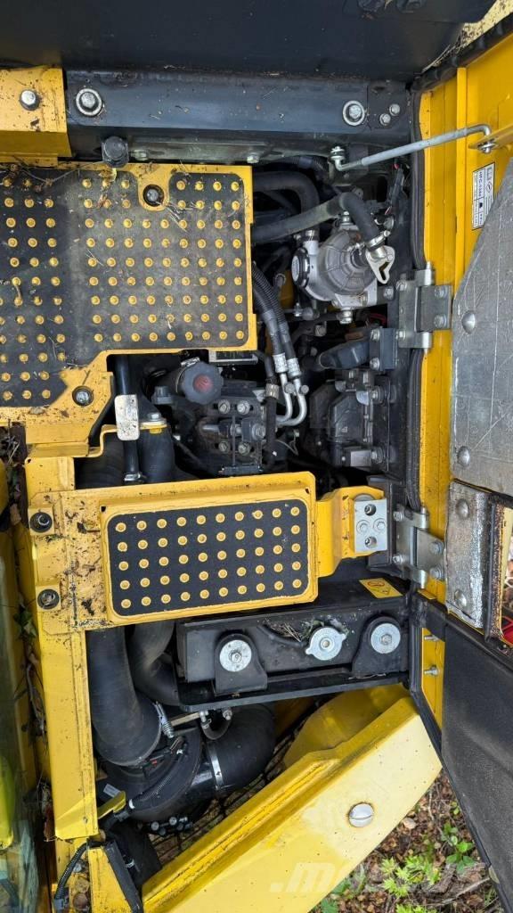 Komatsu PC 138 US-11 Rupsgraafmachines