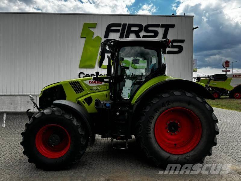 CLAAS AXION 870 Tractoren