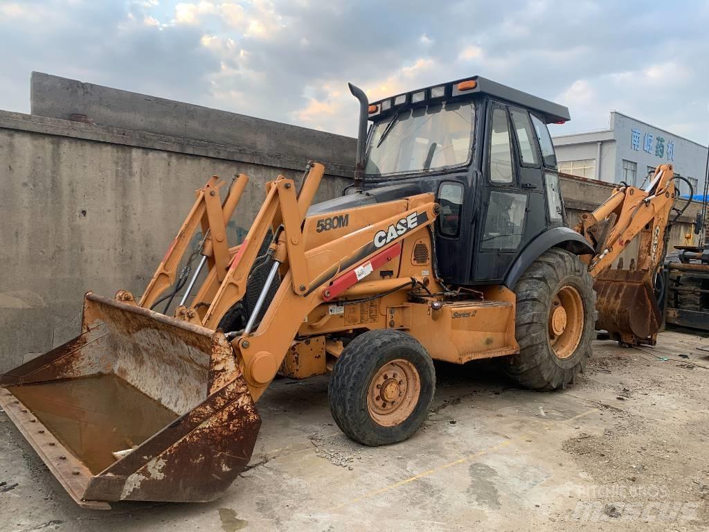 CASE 580 M Graaf-laadcombinaties
