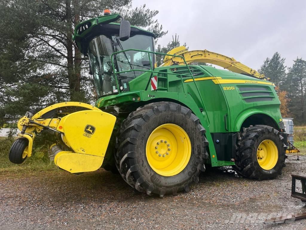 John Deere 8300 Zelfrijdende veldhakselaars