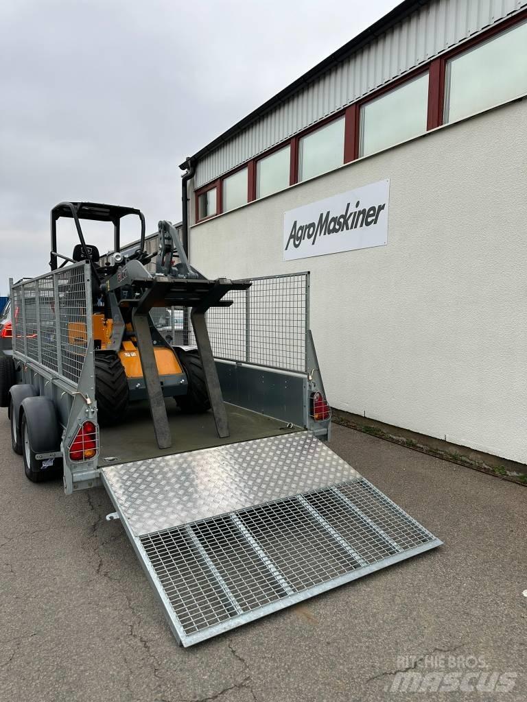 GiANT G1100 Knik- en schrankladers