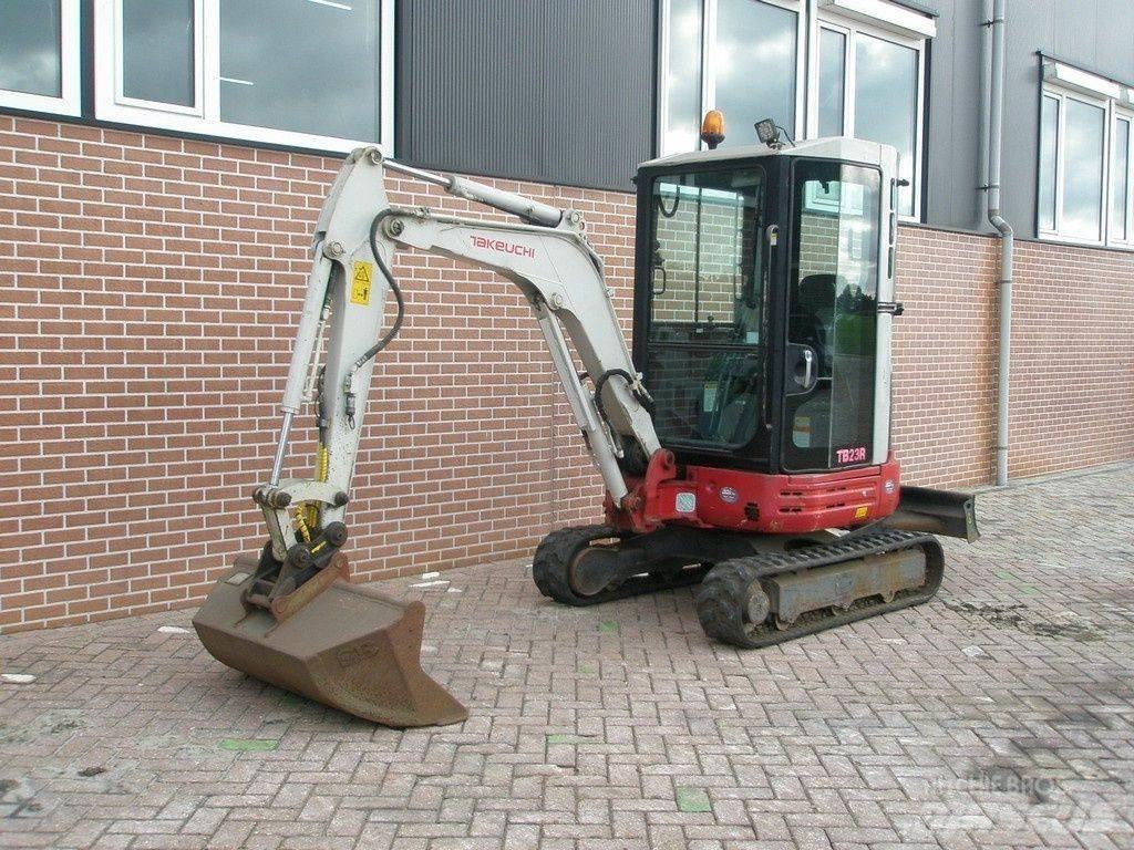 Takeuchi TB23R Minigraafmachines < 7t