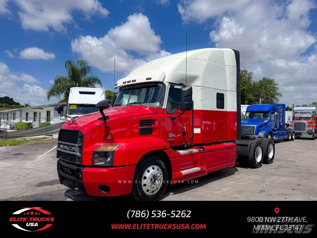 Mack Anthem Trekkers