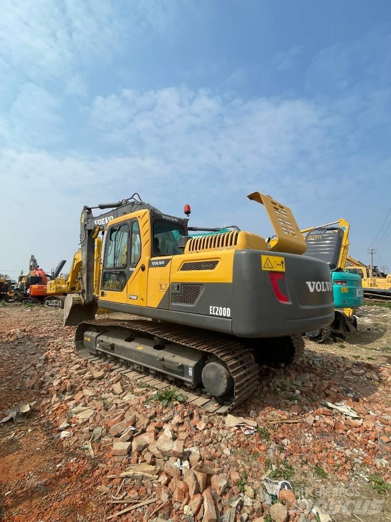 Volvo EC 200 Rupsgraafmachines