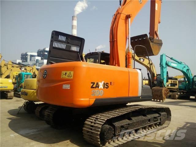 Hitachi ZX 200 Rupsgraafmachines