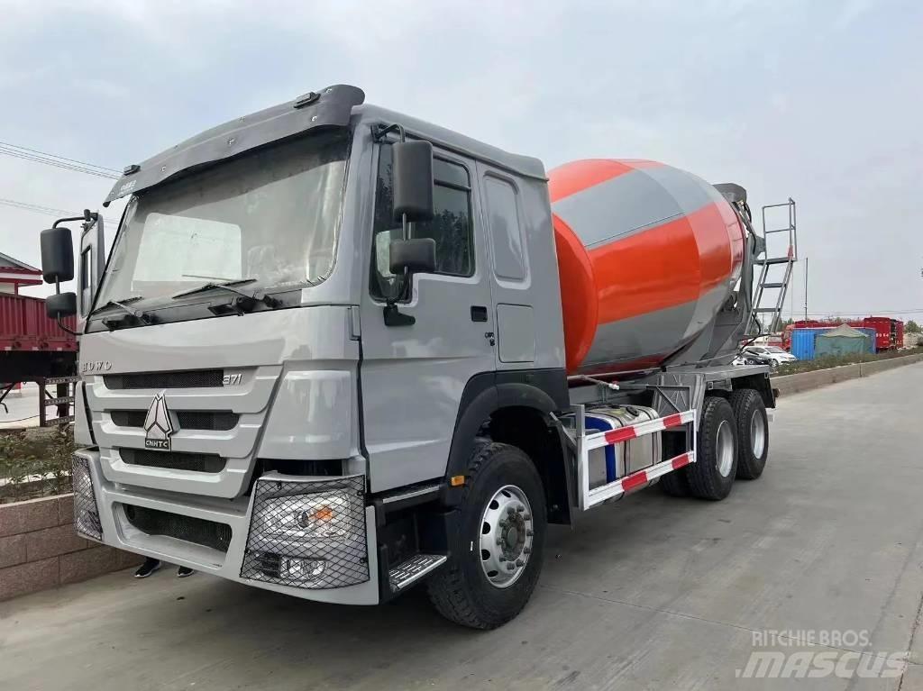 Howo 371 Betonmixers en pompen
