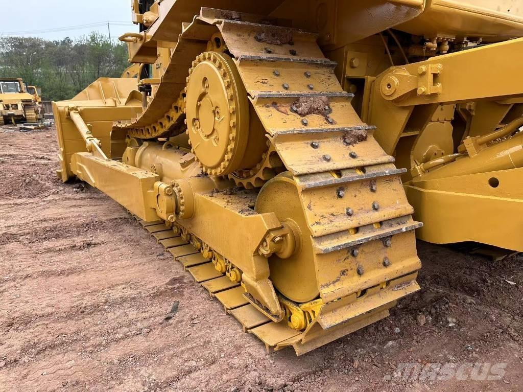 CAT D8R Rupsdozers