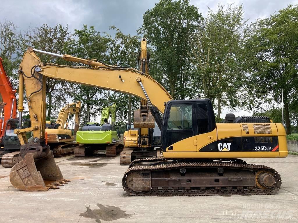 CAT 325 D Rupsgraafmachines