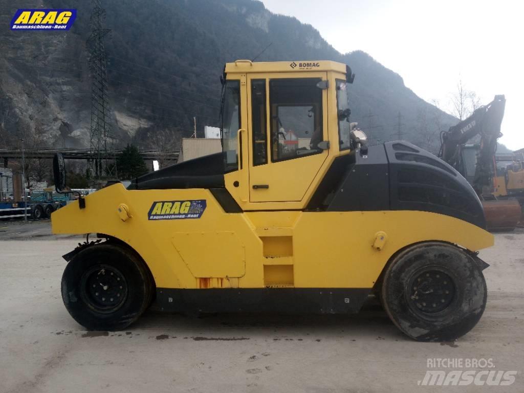 Bomag BW 24 R H Bandenwalsen