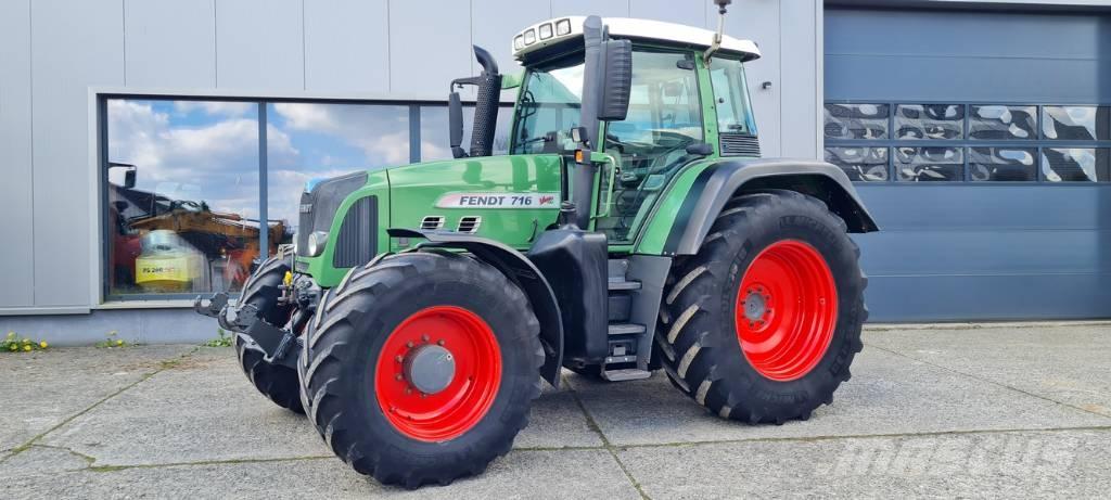 Fendt 716 Vario TMS Tractoren