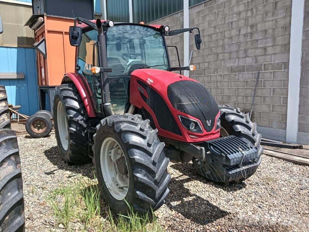 Valtra A 114 Tractoren