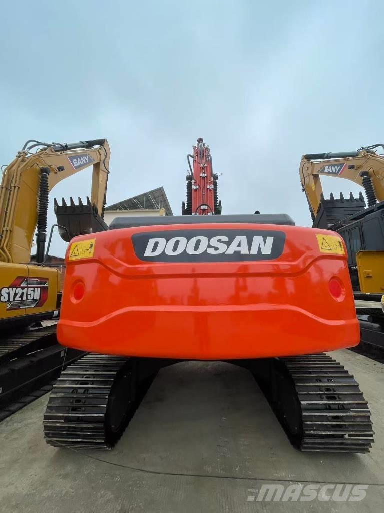 Doosan DX 225 LC Rupsgraafmachines