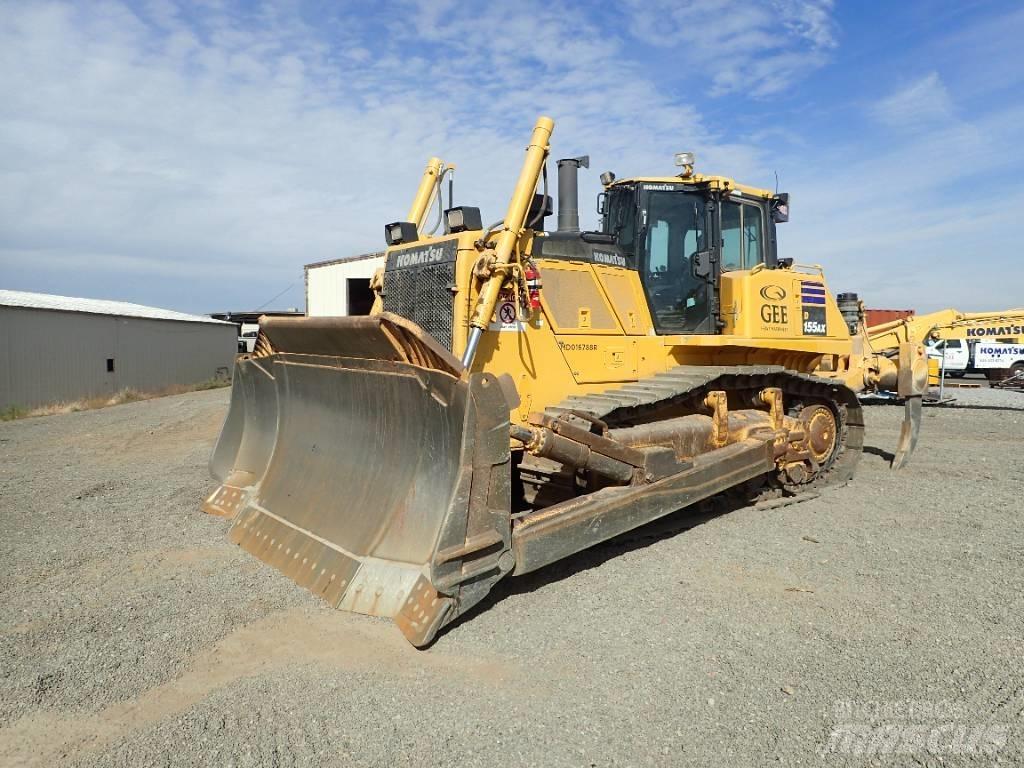 Komatsu D155AX-8 Rupsdozers