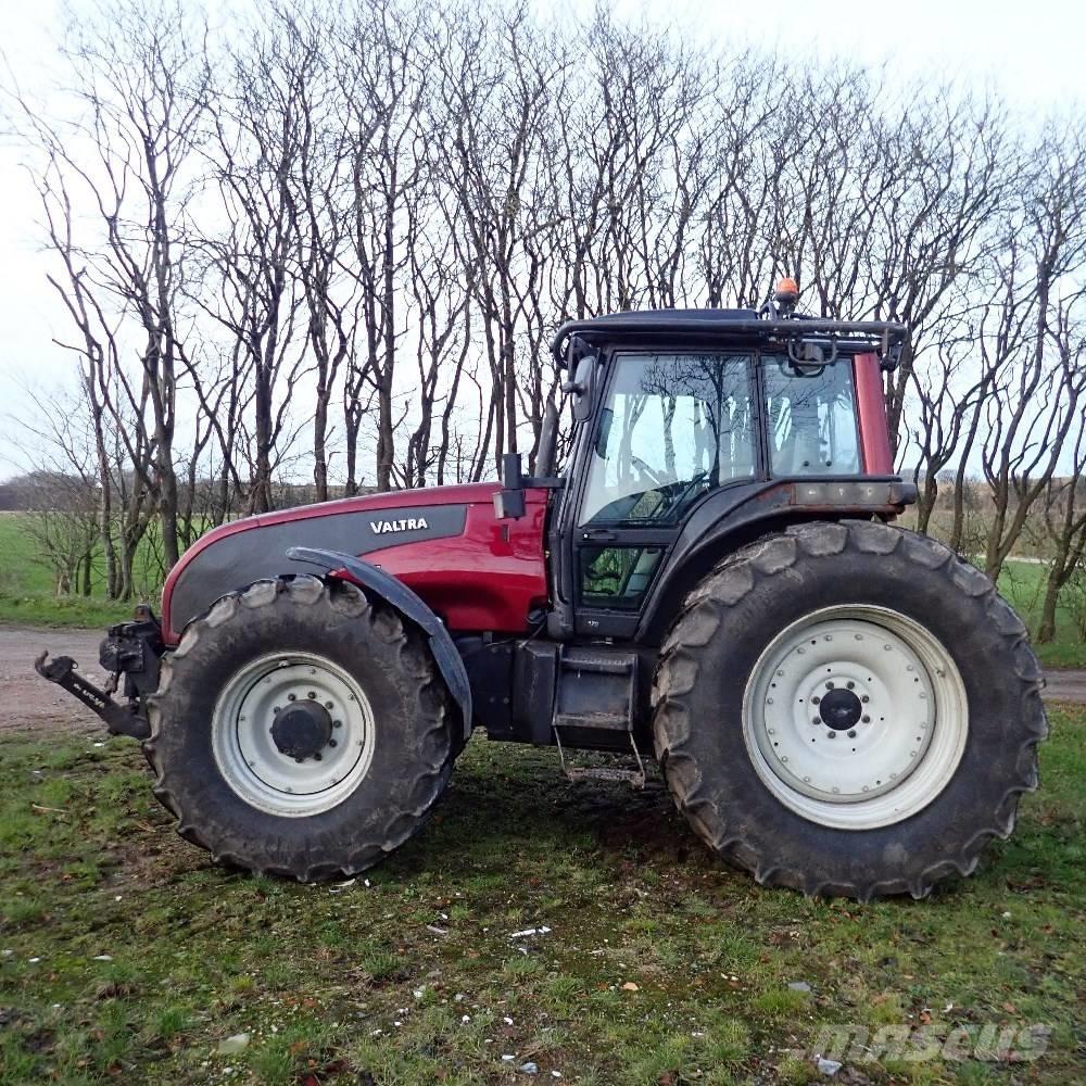 Valtra T 170 Tractoren