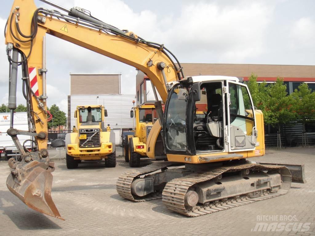 Liebherr R 914 Rupsgraafmachines
