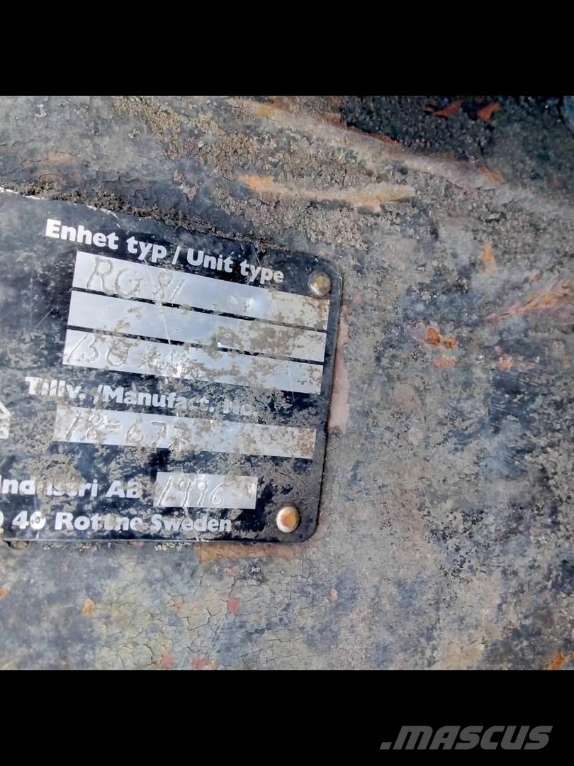 Rottne RG81 Uitrijwagenkranen
