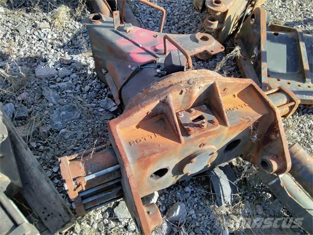 Rottne RG81 Uitrijwagenkranen