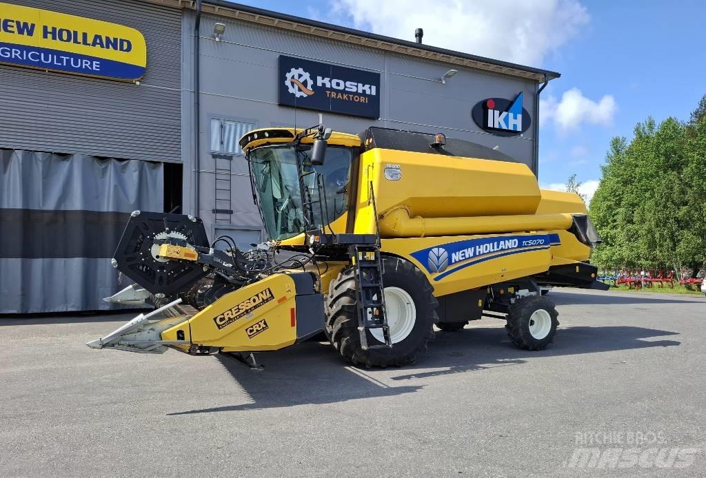 New Holland TC 5070 Maaidorsmachines