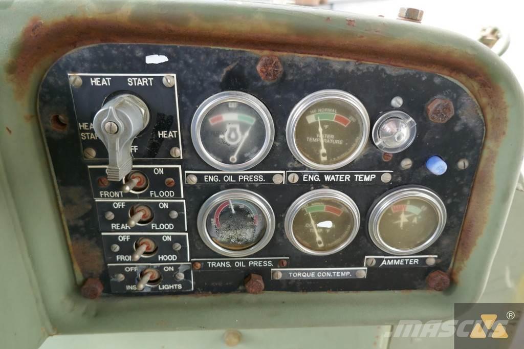 CAT D7F Ex-army Rupsdozers