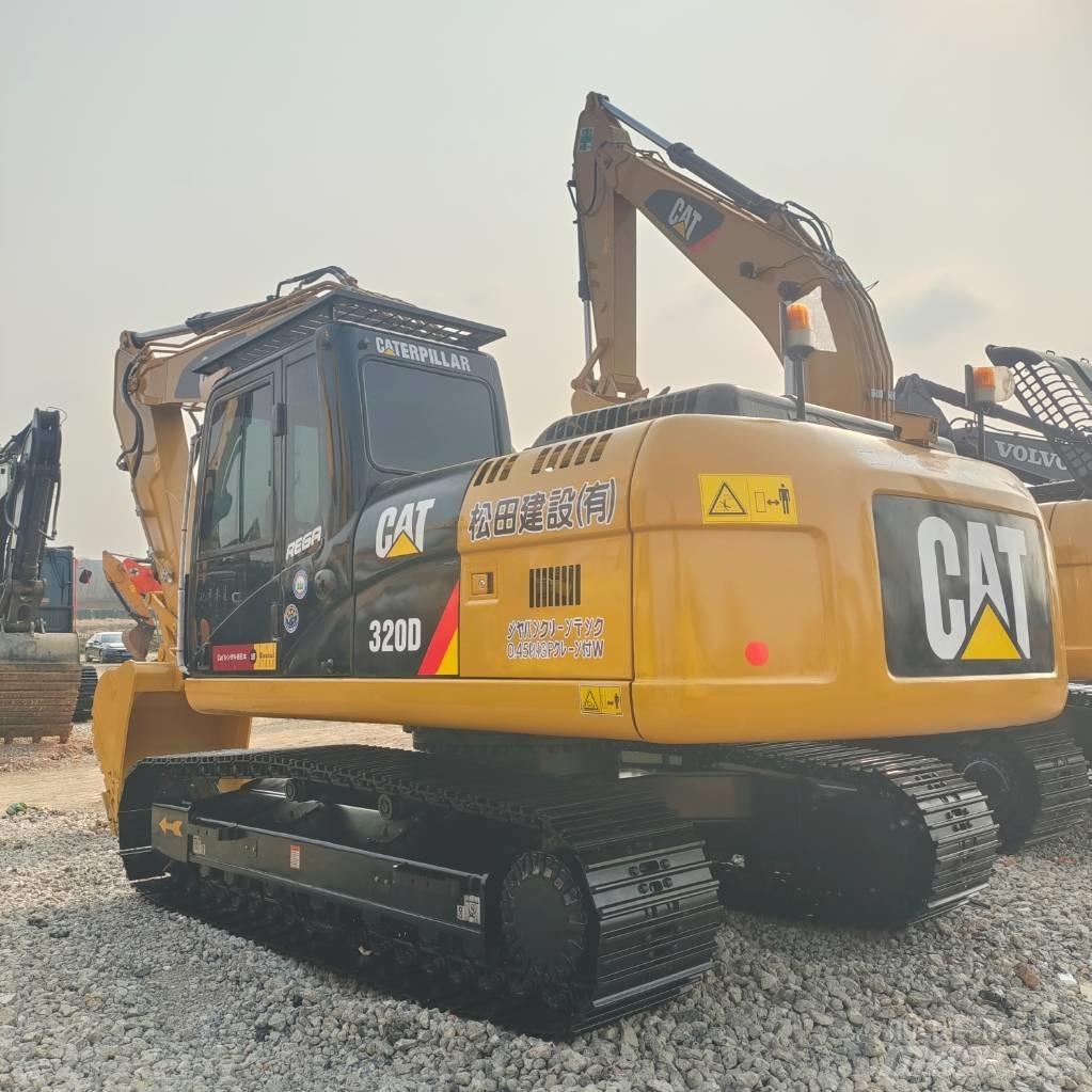 CAT 320 D Rupsgraafmachines