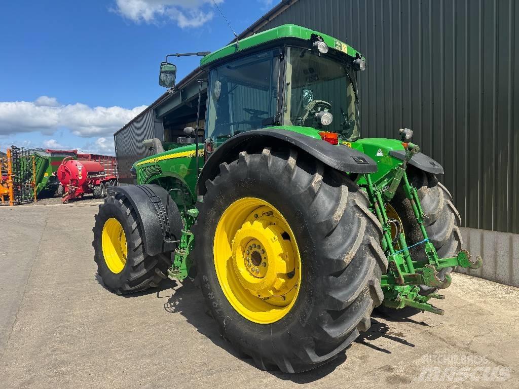 John Deere 8420 Tractoren