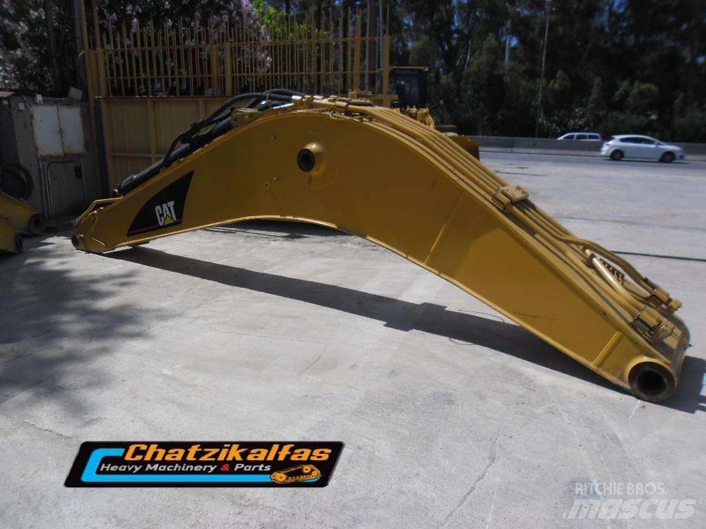 CAT BOOM 330C Gieken en dippers