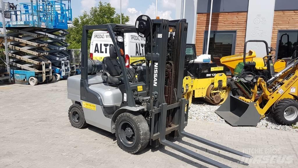 Nissan UGL02A35DU LPG heftrucks