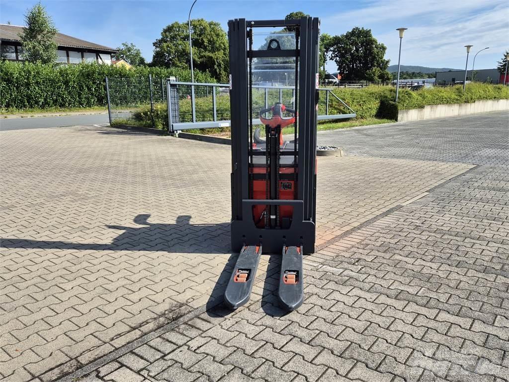 Linde L16APi Stapelaar meeloop