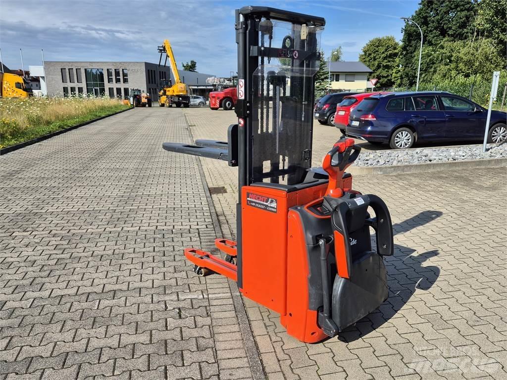 Linde L16APi Stapelaar meeloop