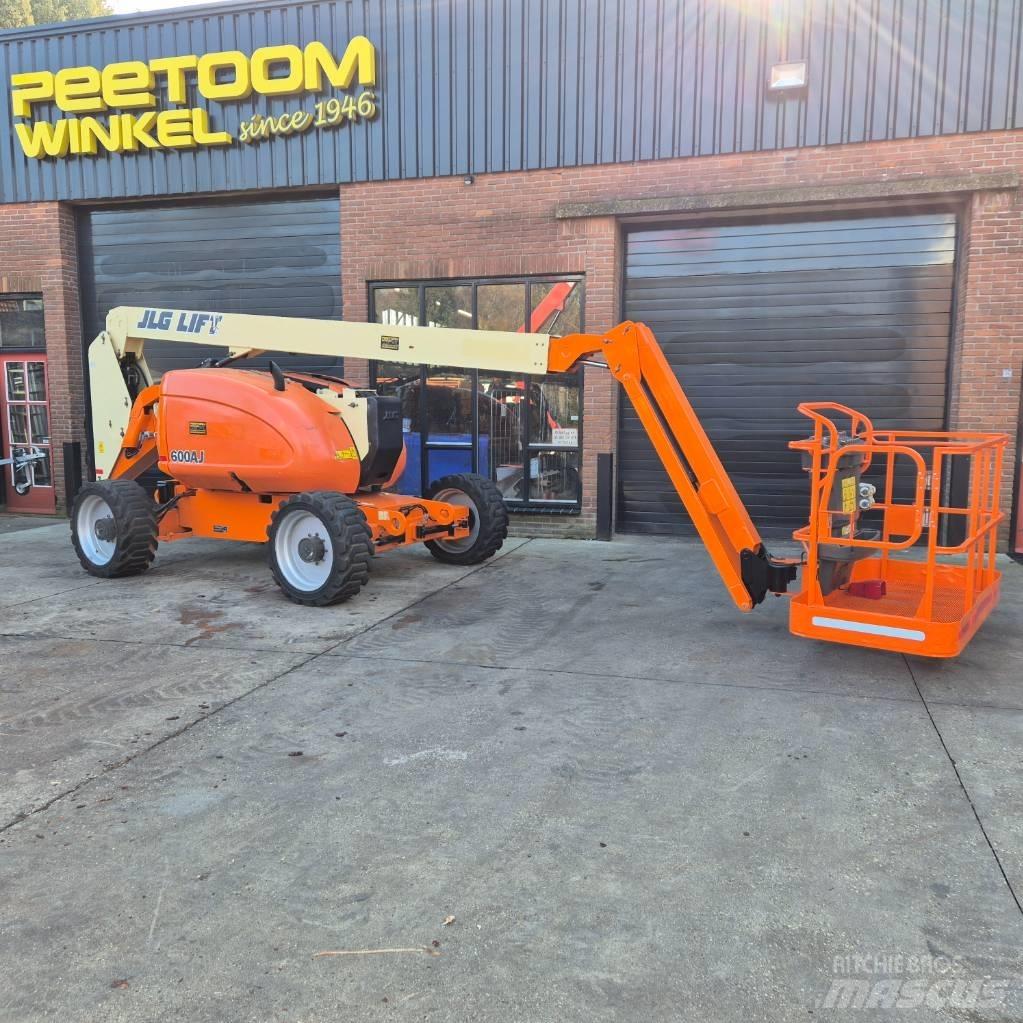 JLG 600 AJ Knikarmhoogwerkers
