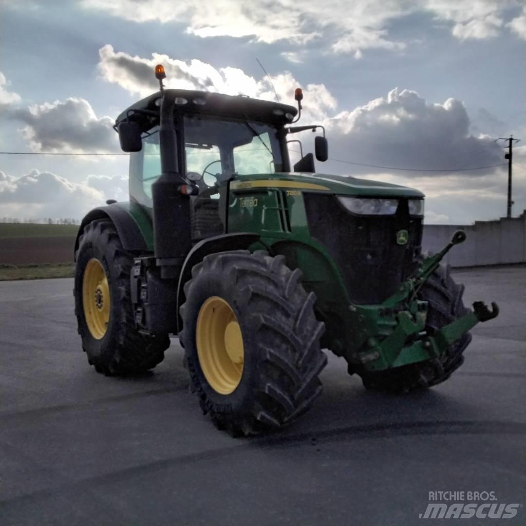 John Deere 7250 R Tractoren