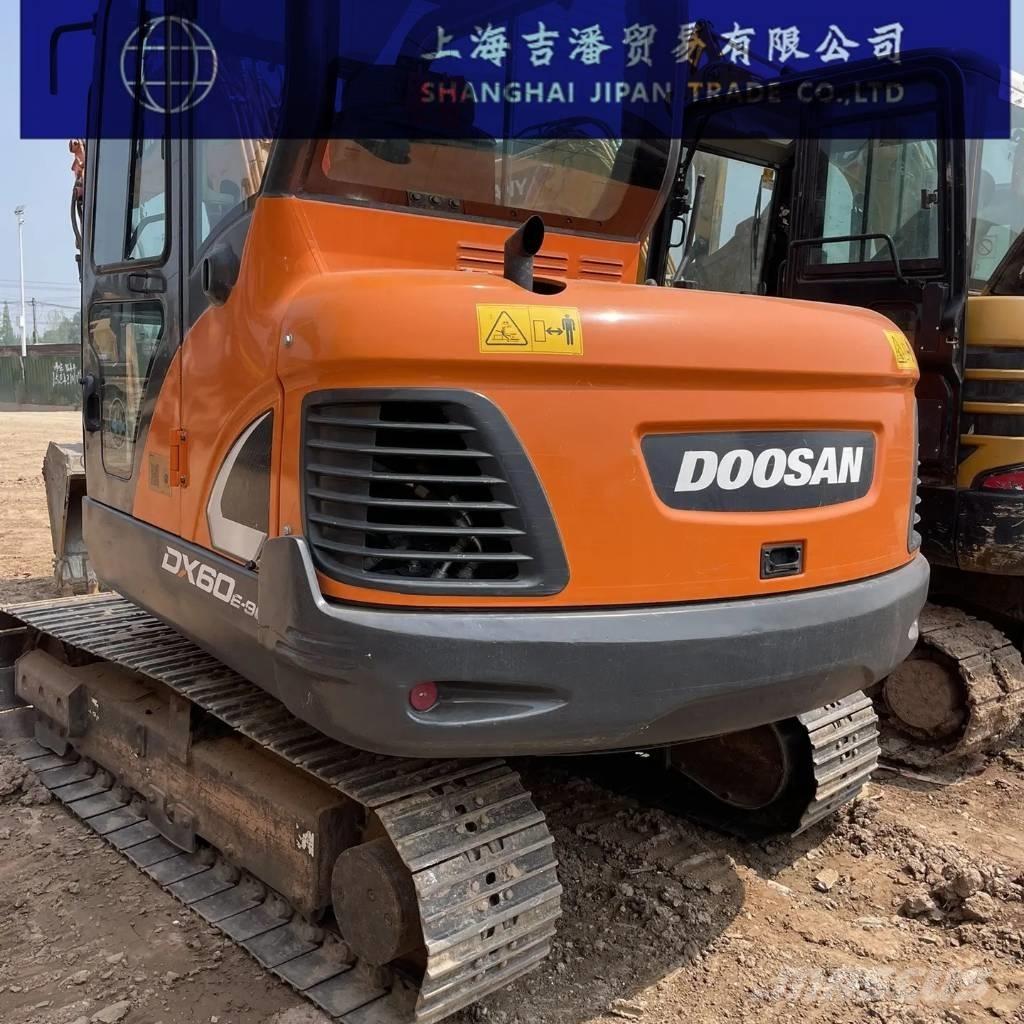 Doosan DX 60 Rupsgraafmachines