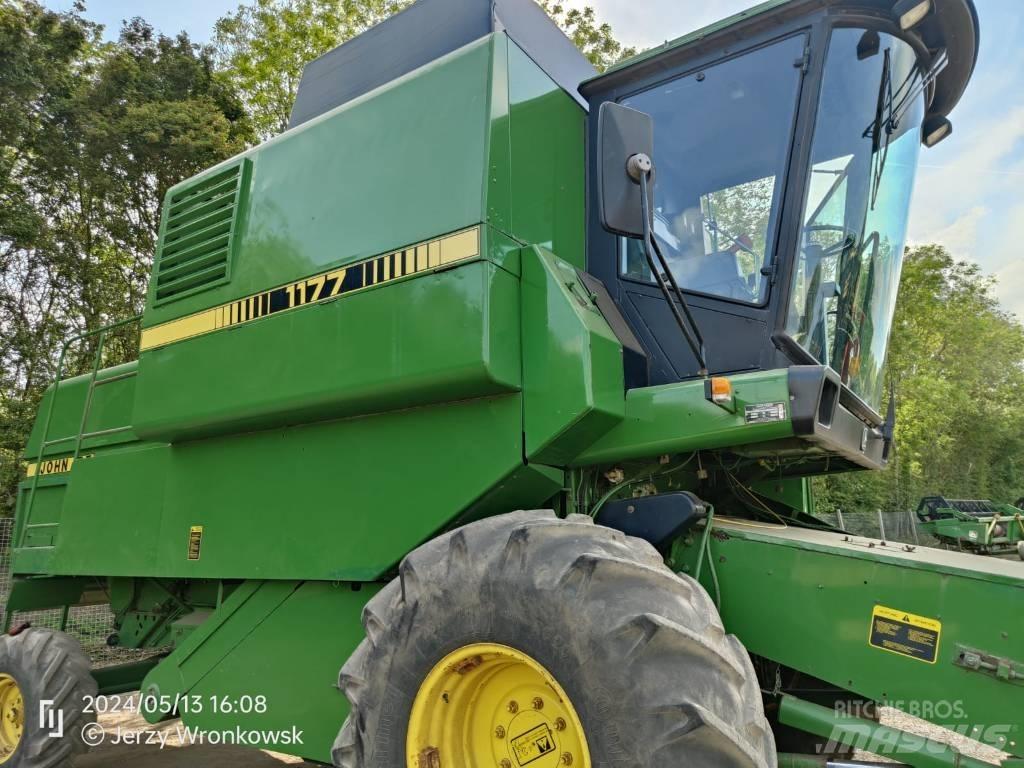 John Deere 1177 Maaidorsmachines