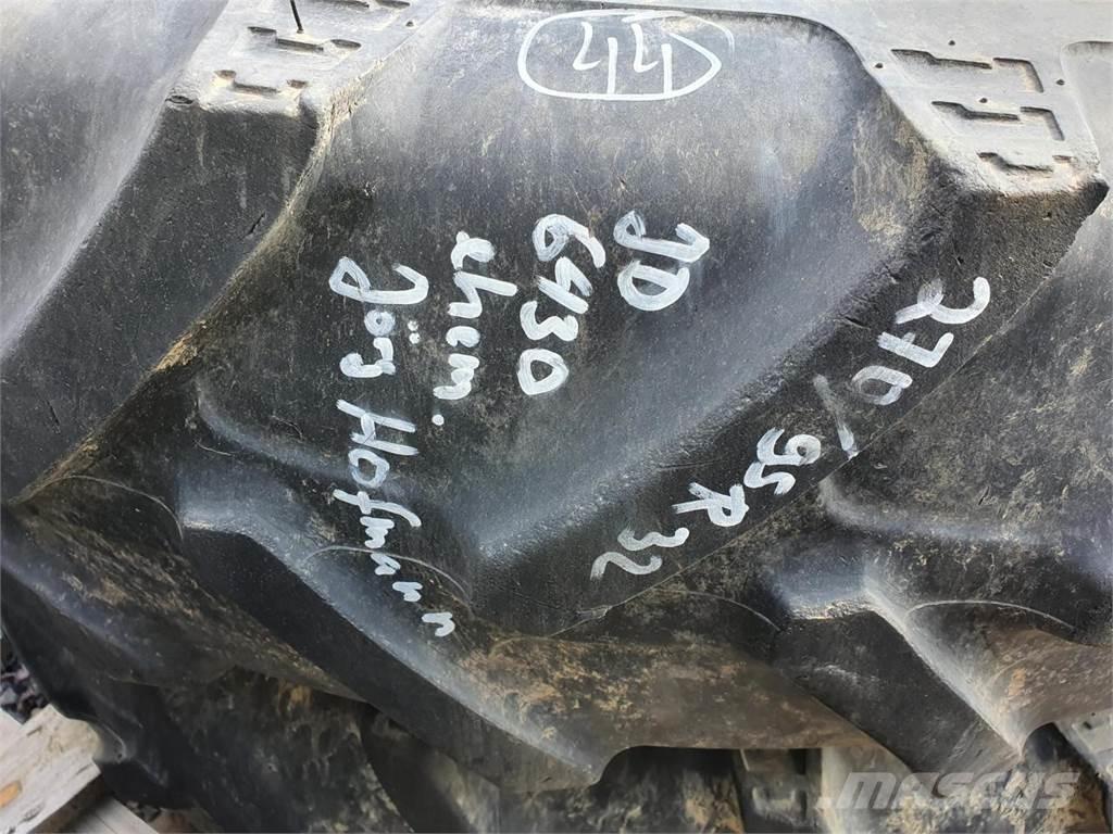 BKT 270/95R32 x2 Banden, wielen en velgen