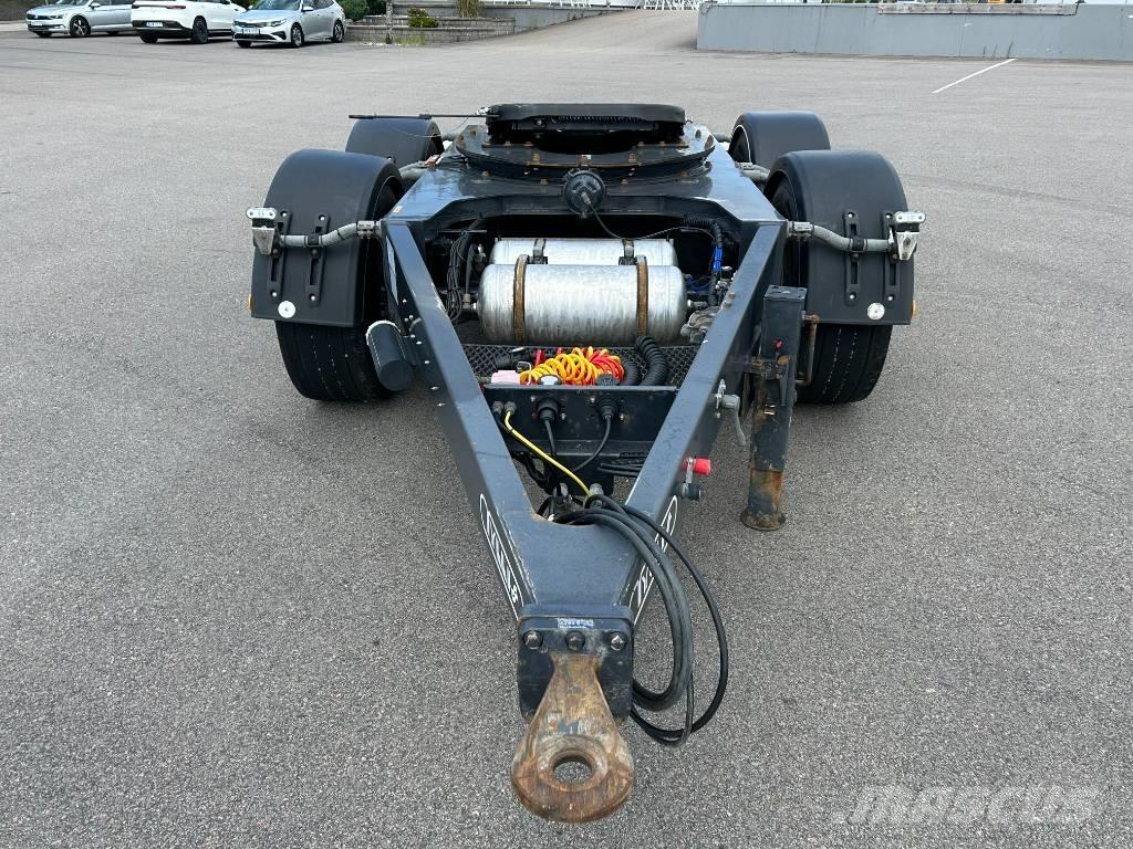 Tyllis Dolly, EGD34J Dolly's