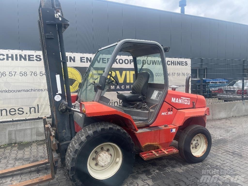 Manitou MC 30 Vorkheftruck voor zwaar terrein