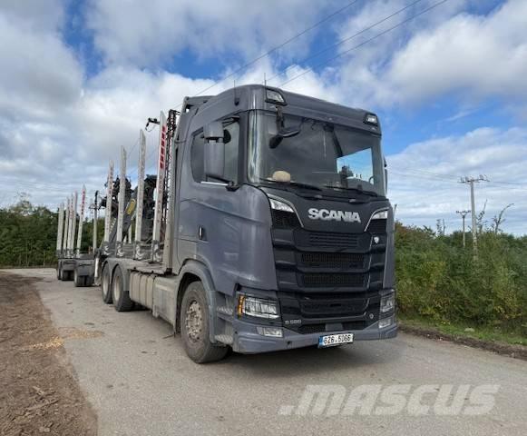Scania S 580 Trekkers