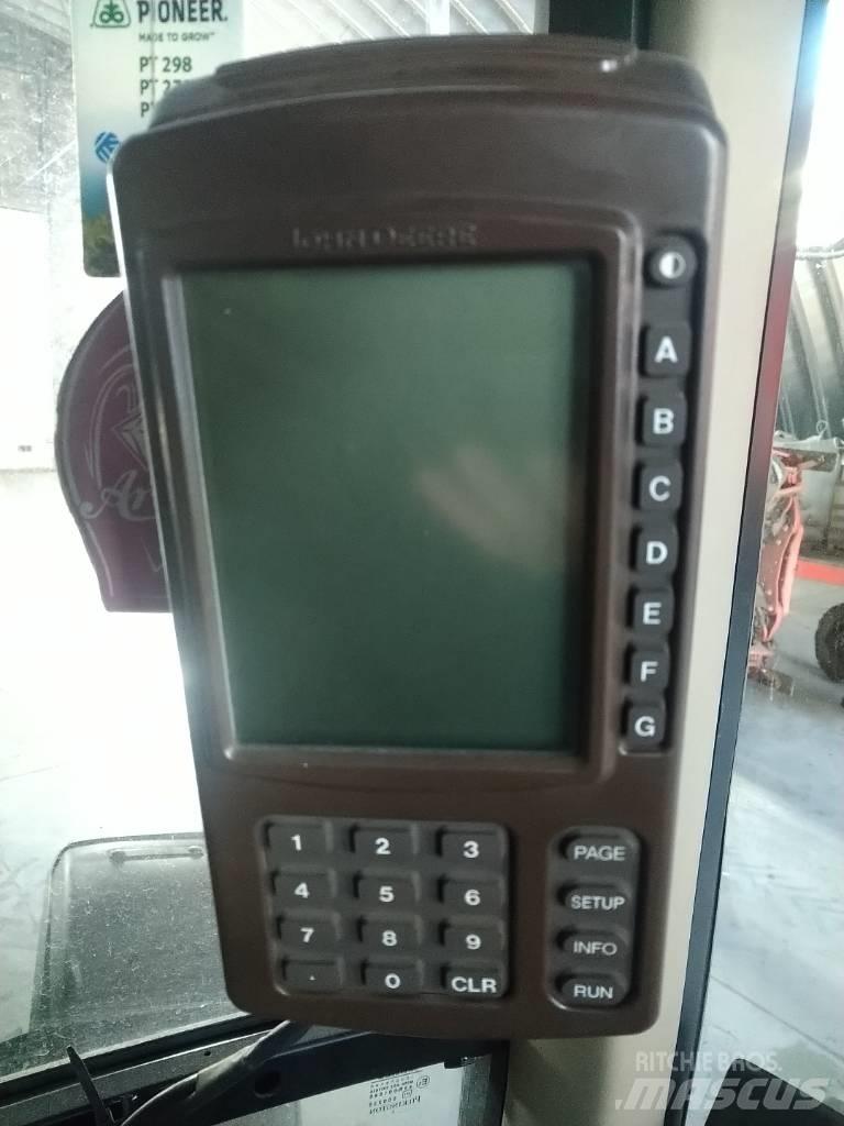 John Deere 732 Getrokken spuitmachines