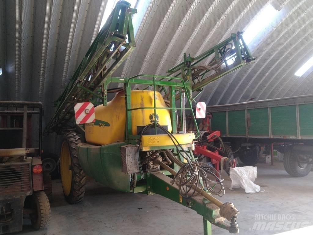 John Deere 732 Getrokken spuitmachines